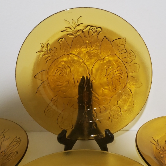 KIG Indonesia Amber Glass Plate, set of 4 - Picture 4 of 6